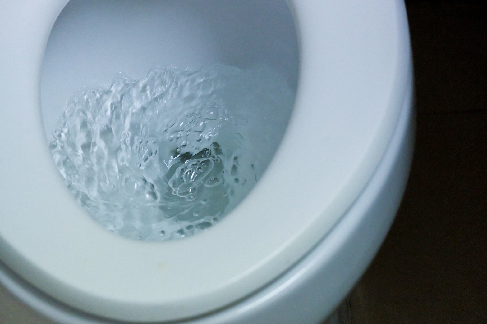 Réduire sa consommation d’eau dans les toilettes